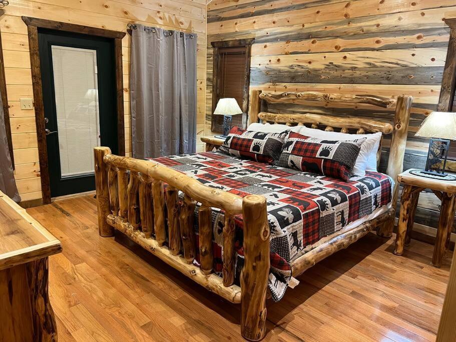 * * 4 Master Bedrooms, Views, Theater, Arcade, Evc Gatlinburg Buitenkant foto