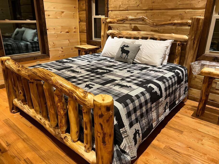 * * 4 Master Bedrooms, Views, Theater, Arcade, Evc Gatlinburg Buitenkant foto