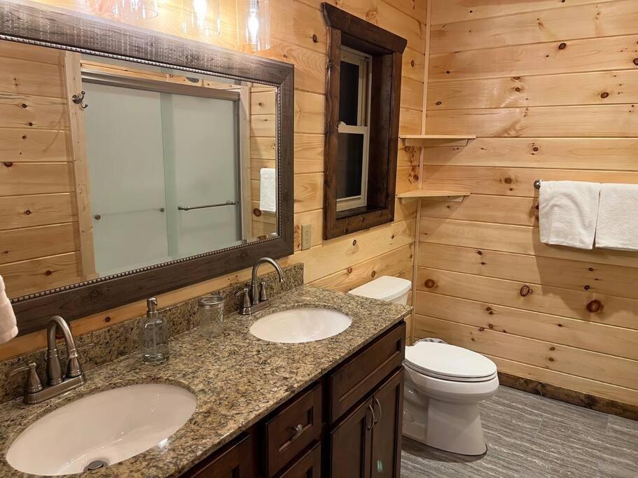 * * 4 Master Bedrooms, Views, Theater, Arcade, Evc Gatlinburg Buitenkant foto