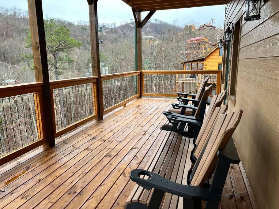 * * 4 Master Bedrooms, Views, Theater, Arcade, Evc Gatlinburg Buitenkant foto